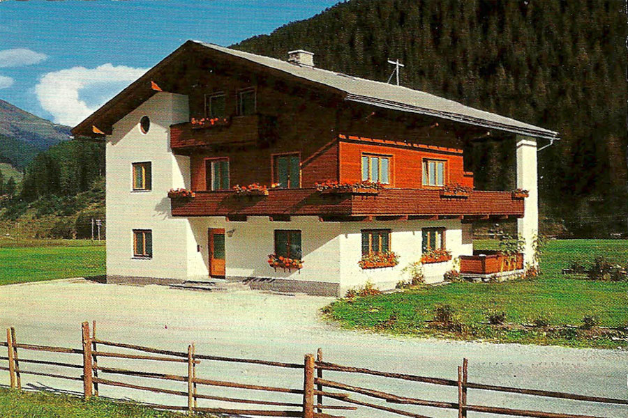 Haus Aussen Alt